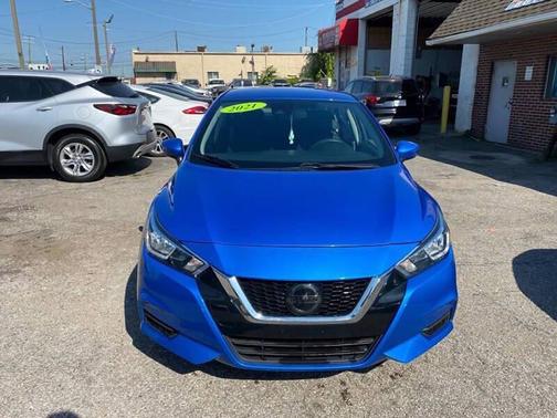 2021 Nissan Versa 1.6 SV