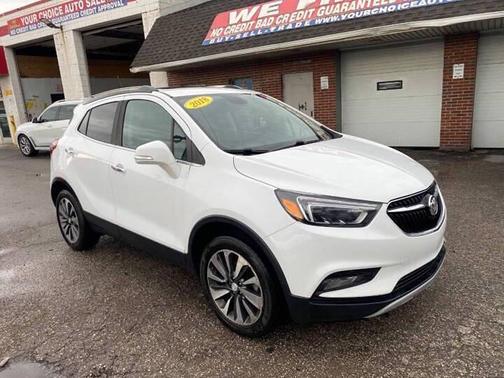 Summit White 2018 Buick Encore Essence