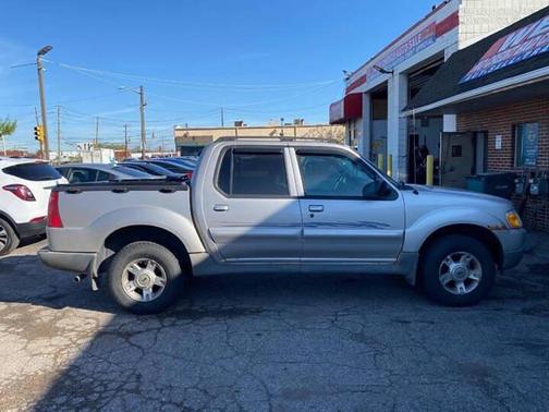 Harvest Gold Clearcoat Metallic 2003 Ford Explorer Sport Trac XLS