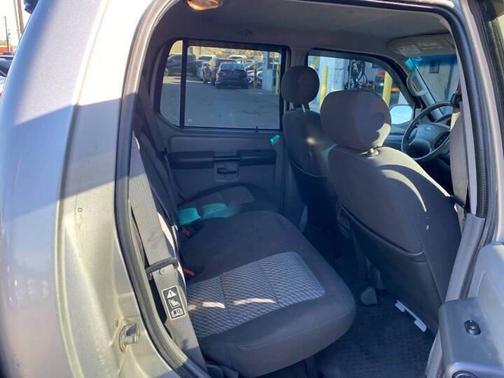 Harvest Gold Clearcoat Metallic 2003 Ford Explorer Sport Trac XLS