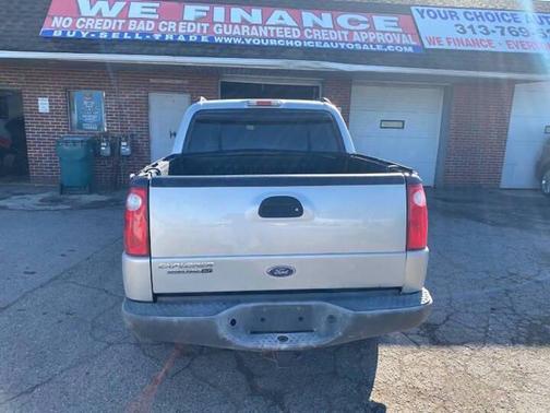 Harvest Gold Clearcoat Metallic 2003 Ford Explorer Sport Trac XLS