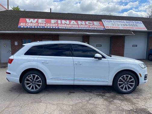 Carrara White 2018 Audi Q7 3.0T Premium Plus