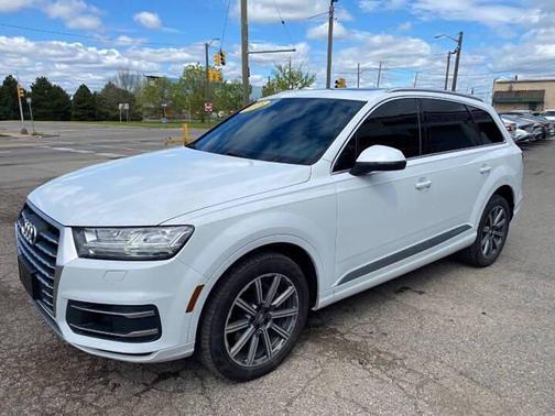Carrara White 2018 Audi Q7 3.0T Premium Plus