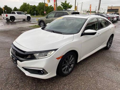 Platinum White Pearl 2019 Honda Civic EX-L