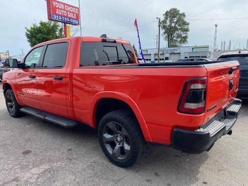 Spitfire Orange Clearcoat 2021 RAM 1500 Big Horn/Lone Star