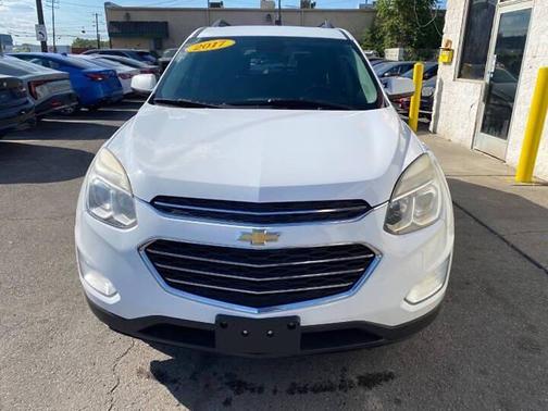 Summit White 2017 Chevrolet Equinox 1LT