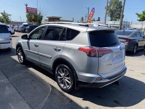 Classic Silver Metallic 2016 Toyota RAV4 Hybrid Limited