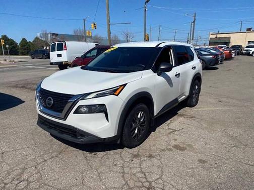Glacier White 2021 Nissan Rogue S