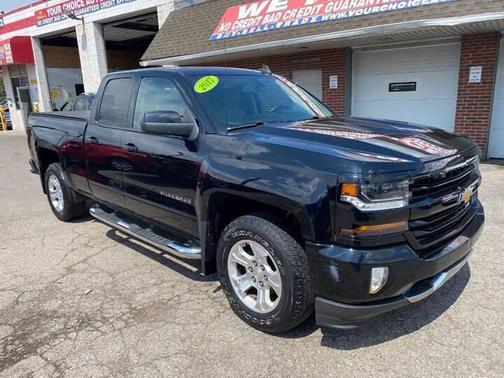 Black 2017 Chevrolet Silverado 1500 2LT
