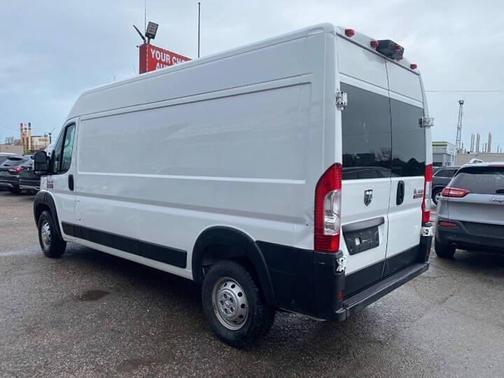 Bright White Clearcoat 2022 RAM ProMaster 2500 High Roof