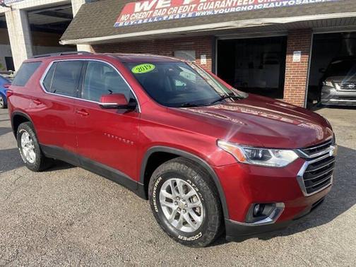 Cajun Red Tintcoat 2019 Chevrolet Traverse LT Cloth
