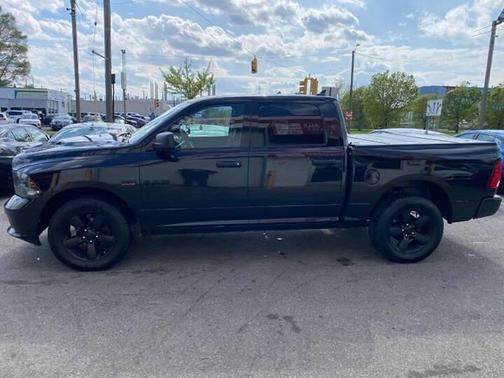 Black Clear Coat 2019 RAM 1500 Tradesman