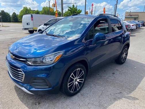 Pacific Blue Metallic 2020 Chevrolet Trax LT
