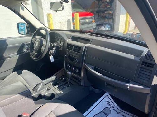 2011 Jeep Liberty Sport