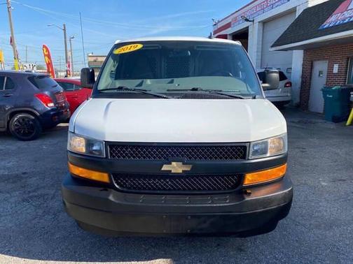 Summit White 2019 Chevrolet Express 2500 Work Van