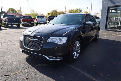 Gloss Black 2015 Chrysler 300C Platinum