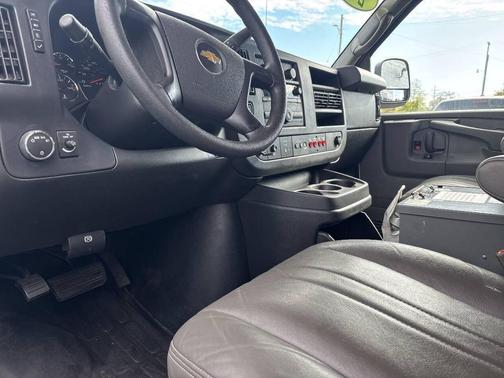 2015 Chevrolet Express 2500 Work Van