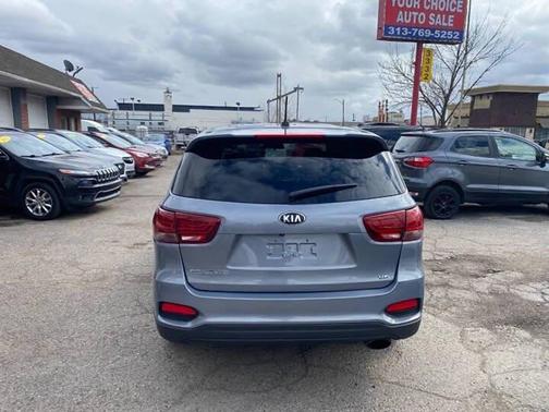 2020 Kia Sorento LX
