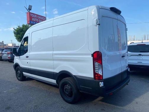 Oxford White 2019 Ford Transit-250 Base
