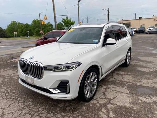 Alpine White 2021 BMW X7 xDrive40i