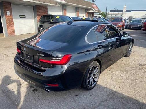 Black Sapphire Metallic 2019 BMW 330 xDrive
