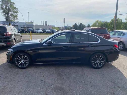 Black Sapphire Metallic 2019 BMW 330 xDrive