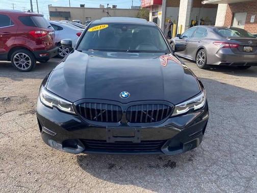 Black Sapphire Metallic 2019 BMW 330 xDrive