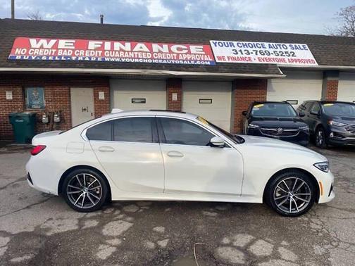 Alpine White 2021 BMW 330 i xDrive
