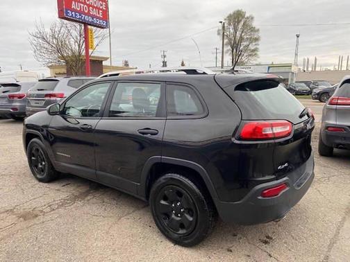 Brilliant Black Crystal Pearl Coat 2016 Jeep Cherokee Sport