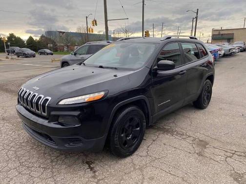 Brilliant Black Crystal Pearl Coat 2016 Jeep Cherokee Sport