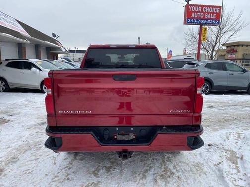 2020 Chevrolet Silverado 1500 Custom