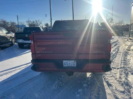 2020 Chevrolet Silverado 1500 Custom