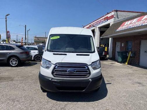 Oxford White 2019 Ford Transit-250 Base