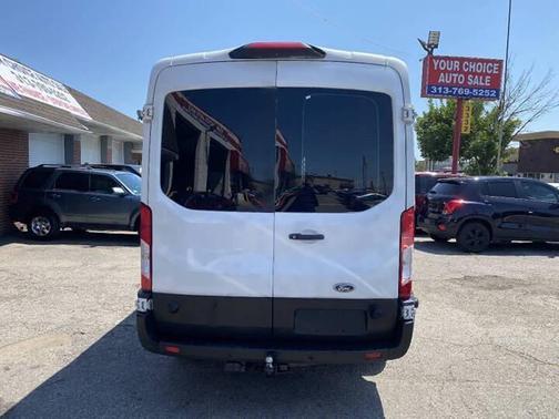 Oxford White 2019 Ford Transit-250 Base