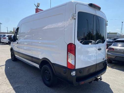 Oxford White 2019 Ford Transit-250 Base