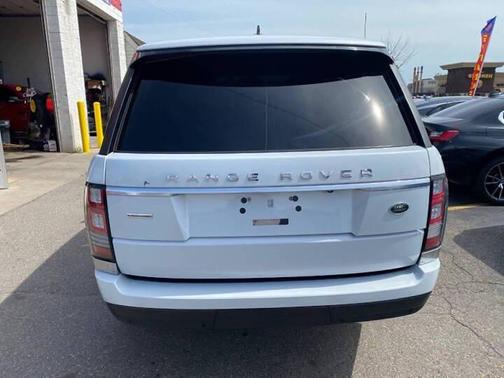 Fuji White 2015 Land Rover Range Rover 5.0L Supercharged