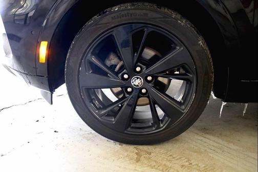 2022 Buick Envision FWD Essence