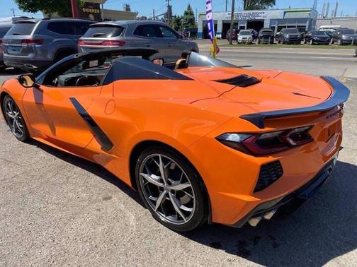 Amplify Orange Tintcoat 2022 Chevrolet Corvette Stingray w/2LT