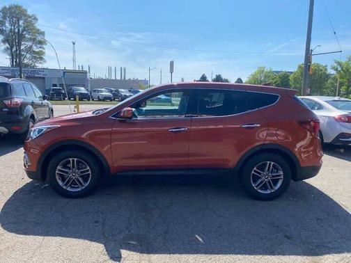 Canyon Copper 2017 Hyundai Santa Fe Sport 2.4L