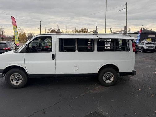 2014 GMC Savana 2500 Work Van