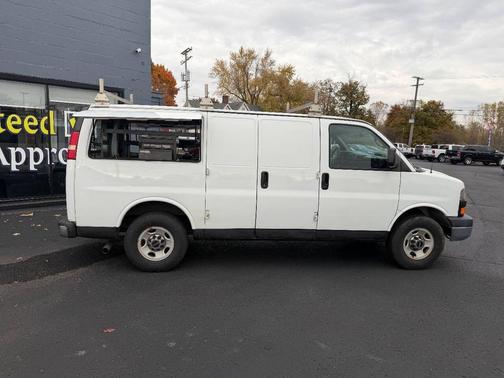 2014 GMC Savana 2500 Work Van