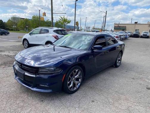 Contusion Blue Pearlcoat 2017 Dodge Charger SXT