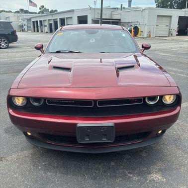 Octane Red Pearlcoat 2018 Dodge Challenger R/T