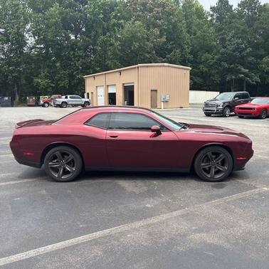 Octane Red Pearlcoat 2018 Dodge Challenger R/T