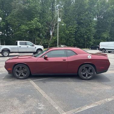 Octane Red Pearlcoat 2018 Dodge Challenger R/T