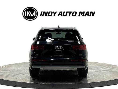 Orca Black Metallic 2017 Audi Q7 3.0T Prestige