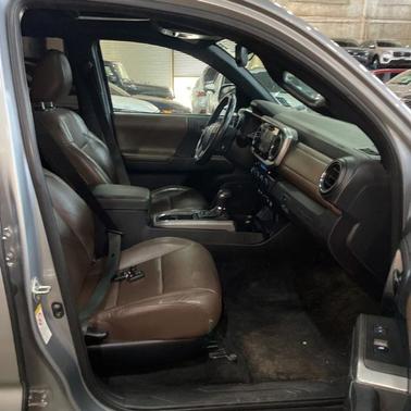 2017 Toyota Tacoma Limited