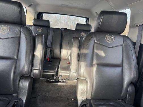 2013 Cadillac Escalade ESV Platinum Edition