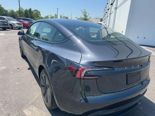 Black 2024 Tesla Model 3 Base