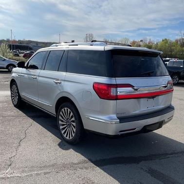 Ingot Silver 2019 Lincoln Navigator Reserve